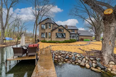 211 Peninsula Road, Medicine Lake, MN 55441 - Photo 1