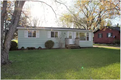 522 Sunrise Avenue, Paynesville, MN 56362 - Photo 1