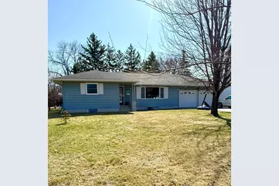 518 Merriam Avenue S, Thief River Falls, MN 56701 - Photo 1