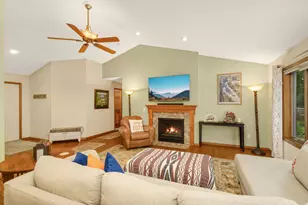 2463 Cypress St N, Maplewood, MN 55109 - Photo 1