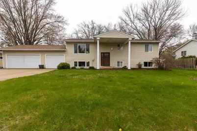 308 16th Avenue SW, Austin, MN 55912 - Photo 1