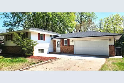 2636 Brookview Drive E, Maplewood, MN 55119 - Photo 1