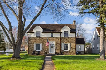 624 Bluff Avenue, Brainerd, MN 56401 - Photo 1