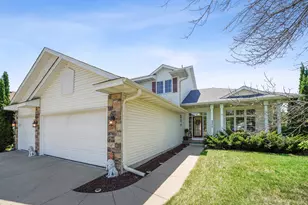 2374 Thrush St, Shakopee, MN 55379 - Photo 1