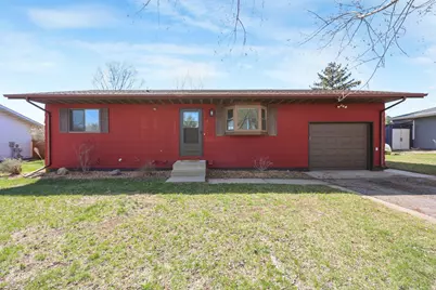 401 10th Avenue SE, Saint Joseph, MN 56374 - Photo 1