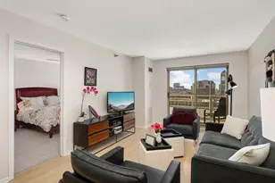 401 S 1st St, Minneapolis, MN 55401 - Photo 1