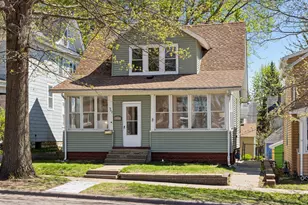 962 5th St E, Saint Paul, MN 55106 - Photo 1