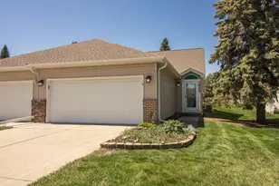 1922 Eastridge Ct, Stillwater, MN 55082 - Photo 1