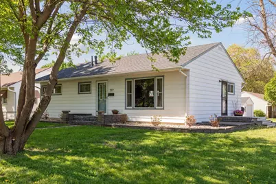 737 Shakopee Avenue E, Shakopee, MN 55379 - Photo 1