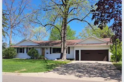 7124 Kyle Avenue N, Brooklyn Center, MN 55429 - Photo 1