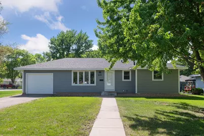 828 Atwood Street S, Shakopee, MN 55379 - Photo 1