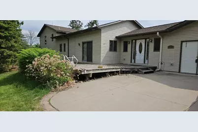 1075 W Wayzata Boulevard, Long Lake, MN 55356 - Photo 1