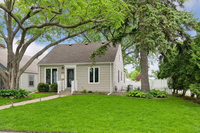 426 14th Avenue N, Hopkins, MN 55343 - Photo 1