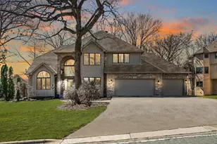 213 Innsbrook Ln, Burnsville, MN 55306 - Photo 1