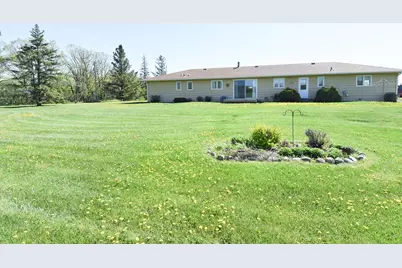 13946 151st Street NE, Thief River Falls, MN 56701 - Photo 1