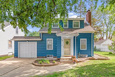 702 Larpenteur Avenue W, Saint Paul, MN 55113 - Photo 1