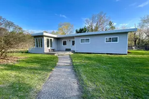316 Wilson Ave SE, Bemidji, MN 56601 - Photo 1
