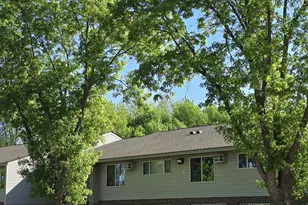 808 Hills Ave, Jackson, MN 56143 - Photo 1