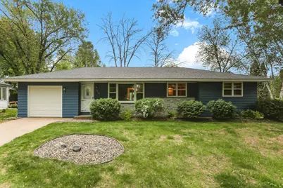 1821 Oak Street, Hastings, MN 55033 - Photo 1