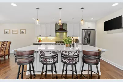 1805 Eagle Ridge Drive #8, Mendota Heights, MN 55118 - Photo 1