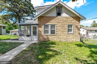 467 Ivy Avenue E, Saint Paul, MN 55130 - Photo 1