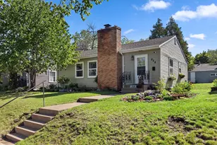 828 Howard St N, Saint Paul, MN 55119 - Photo 1