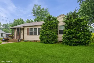 718 Atwood Street S, Shakopee, MN 55379 - Photo 1