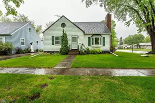 502 13th St N, Moorhead, MN 56560 - Photo 1