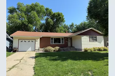 610 Kathryn Avenue, Marshall, MN 56258 - Photo 1