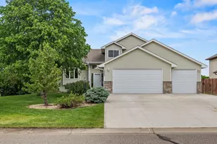 10664 58th St NE, Albertville, MN 55301 - Photo 1