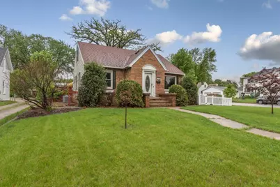 1207 S Cedar Avenue, Owatonna, MN 55060 - Photo 1