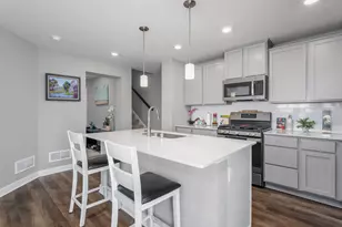 4817 Martingale Dr, Woodbury, MN 55129 - Photo 1