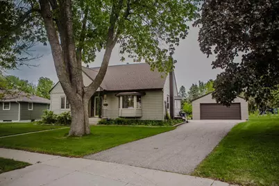 107 Ridge Road, Morris, MN 56267 - Photo 1