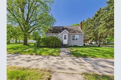 302 E 2nd Street S, Melrose, MN 56352 - Photo 1
