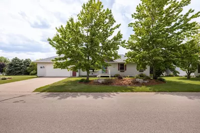 1215 N Oak Street, Lake City, MN 55041 - Photo 1