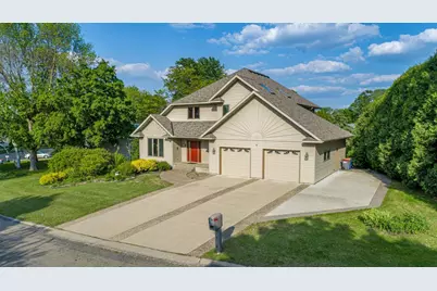 1525 22nd Avenue NW, Faribault, MN 55021 - Photo 1