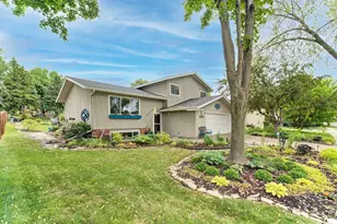 3021 Crescent Ln NW, Rochester, MN 55901 - Photo 1