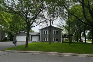 802 N Estates Ave, Litchfield, MN 55355 - Photo 1