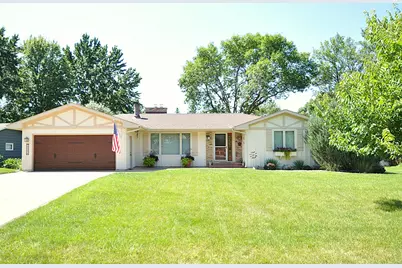 13200 Oakland Drive, Burnsville, MN 55337 - Photo 1