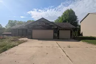 17379 Ithaca Ln, Lakeville, MN 55044 - Photo 1