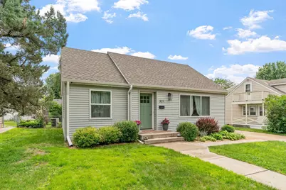 321 15th Avenue N, Hopkins, MN 55343 - Photo 1