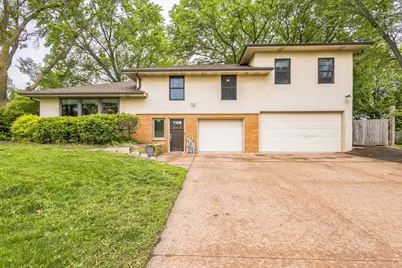 816 Glenbrook Avenue N, Oakdale, MN 55128 - Photo 1