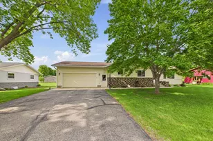 666 Elm St, Paynesville, MN 56362 - Photo 1