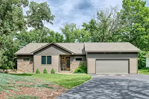 2848 Lake Blvd, North Saint Paul, MN 55109 - Photo 1