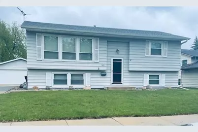 601 17 1/2 Street SE, Rochester, MN 55904 - Photo 1