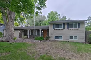 3607 Robinwood Terrace, Minnetonka, MN 55305 - Photo 1
