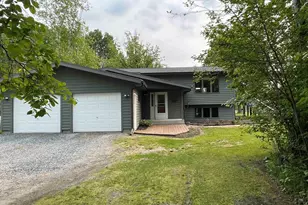 358 18th Ave NW, Baudette, MN 56623 - Photo 1