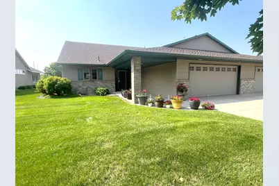 1209 23rd Street SE, Willmar, MN 56201 - Photo 1