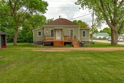 301 1st Street E, Vernon Center, MN 56090 - Photo 1