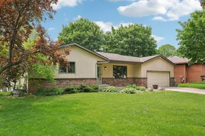 1852 13th Avenue W, Shakopee, MN 55379 - Photo 1